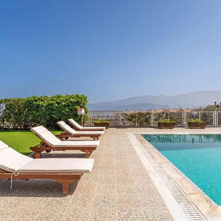 The House Of Gratitude - Poolside Retreat Villa Loutra Oraias Elenis Luaran gambar