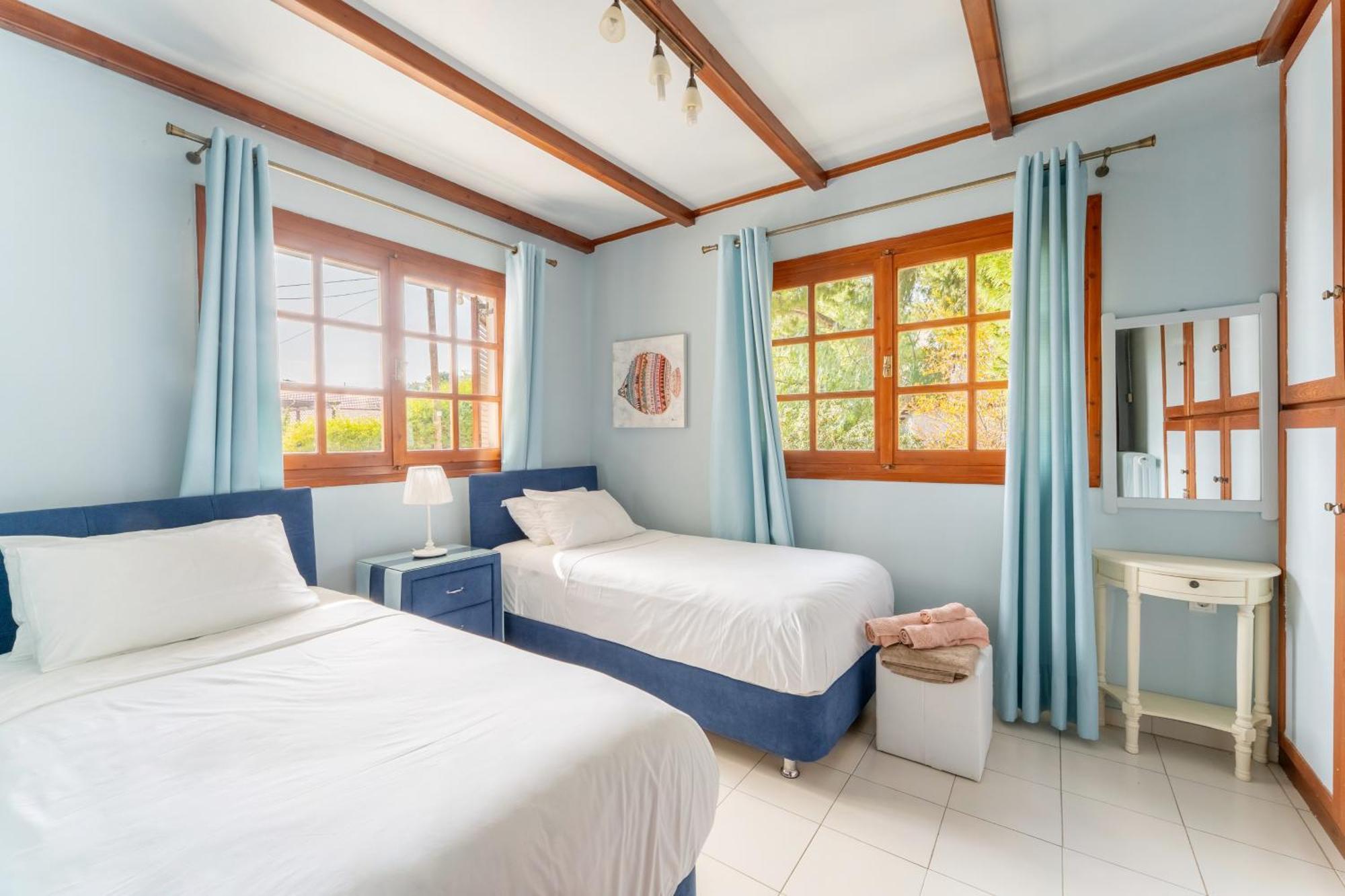 The House Of Gratitude - Poolside Retreat Villa Loutra Oraias Elenis Luaran gambar